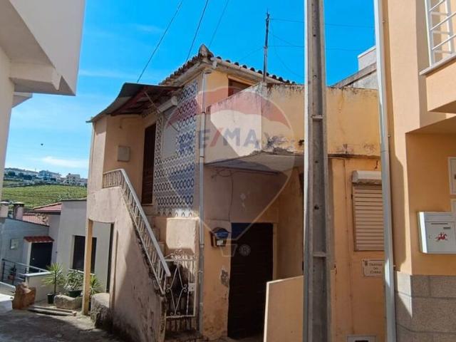 Moradia T3 à venda em Lamego