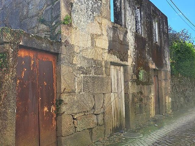Moradia T3 à venda em Molelos, Tondela RE/MAX Portugal