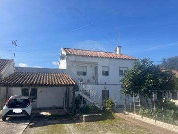 Moradia T3 à venda em Montemor o Novo