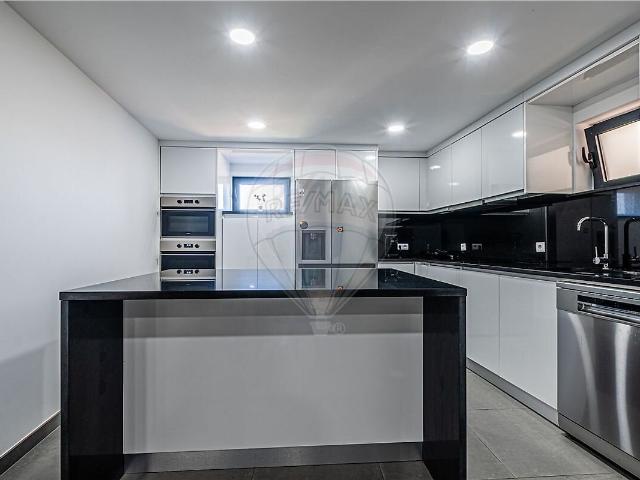 Moradia T3 à venda em Mamouros, Alva e Ribolhos, Castro Daire RE/MAX Portugal