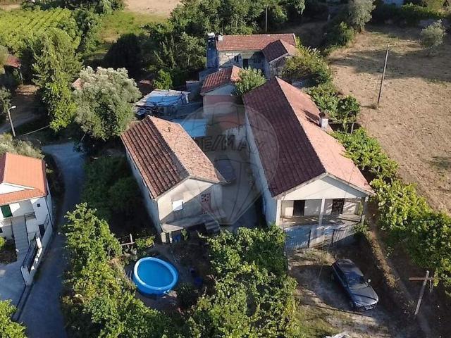 Moradia T3 à venda em Mancelos, Amarante RE/MAX Portugal