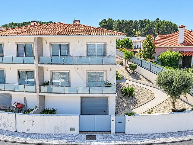 Moradia T3 à venda em Marco, Marco de Canaveses RE/MAX Portugal