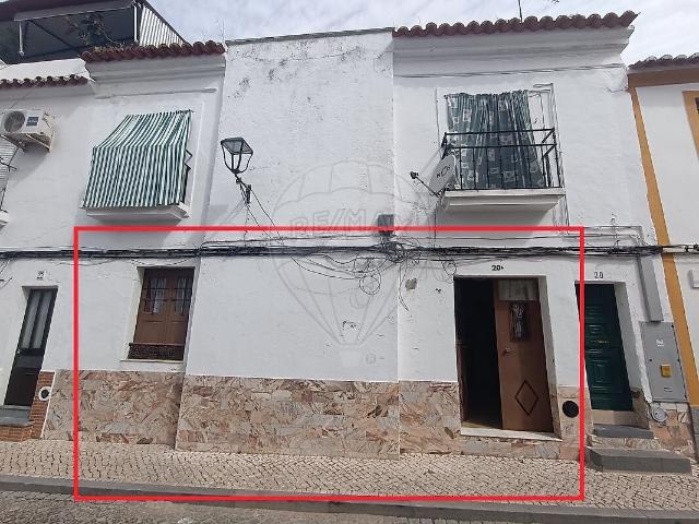 Moradia T3 à venda em Nossa Senhora da Expectação, Campo Maior RE/MAX Portugal