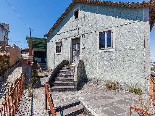 Moradia T3 à venda em Nossa Senhora Misericórdias, Ourém RE/MAX Portugal