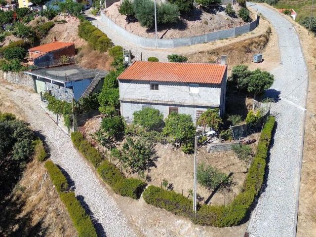 Moradia T3 à venda em Nagozelo do Douro, São João da Pesqueira RE/MAX Portugal