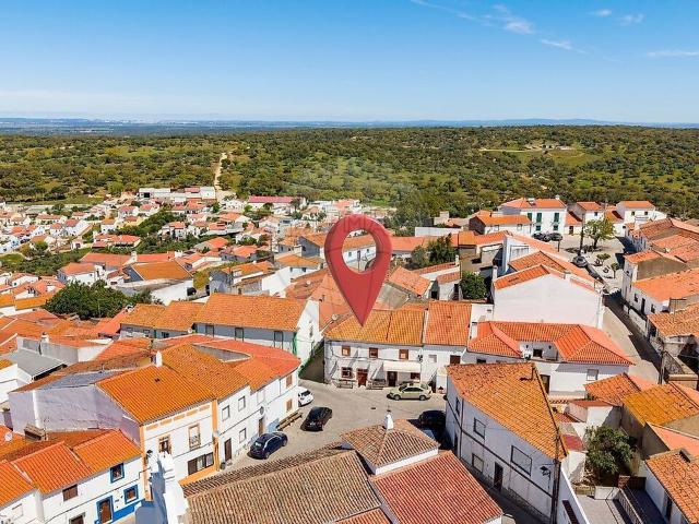 Moradia T3 à venda em São Bartolomeu do Outeiro e Oriola, Portel RE/MAX Portugal