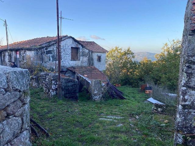 Moradia T3 à venda em São Cristóvão de Nogueira, Cinfães RE/MAX Portugal