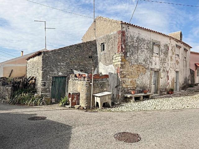 Moradia T3 à venda em São João das Lampas e Terrugem, Sintra RE/MAX Portugal