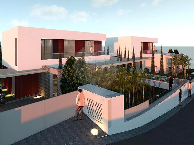 Moradia T3 à venda em São Roque, Funchal RE/MAX Portugal