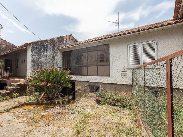 Moradia T3 à venda em Sazes do Lorvão, Penacova RE/MAX Portugal