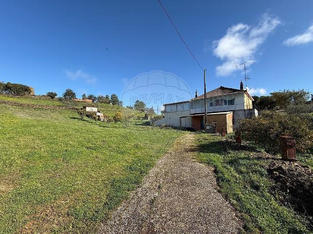 Moradia T3 à venda em Salir, Loulé RE/MAX Portugal