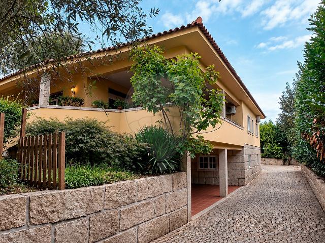 Moradia T3 à venda em Santa Eulália, Vizela RE/MAX Portugal