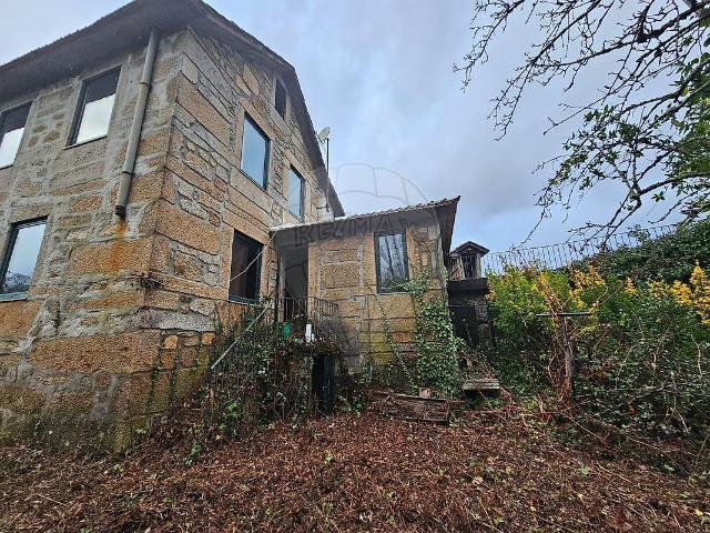 Moradia T3 à venda em Santa Eulália, Arouca RE/MAX Portugal