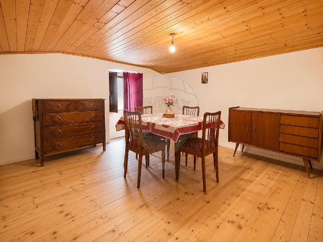 Moradia T3 à venda em Sarnadas de Rodão, Vila Velha de Ródão RE/MAX Portugal