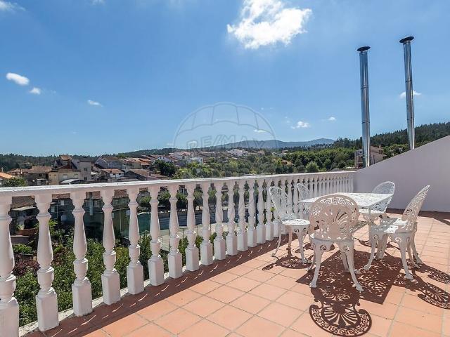 Moradia T3 à venda em Secarias, Arganil RE/MAX Portugal