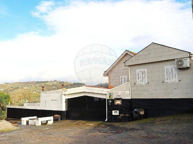 Moradia T3 à venda em Sedielos, Peso da Régua RE/MAX Portugal