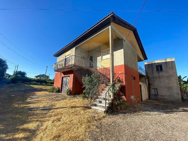 Moradia T3 à venda em Semide e Rio Vide, Miranda do Corvo RE/MAX Portugal