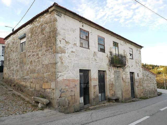 Moradia T3 à venda em Sendim, Tabuaço RE/MAX Portugal