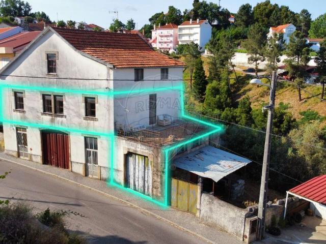 Moradia T3 à venda em Sertã