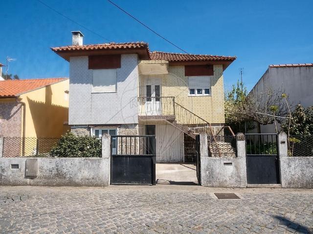 Moradia T3 à venda em Póvoa de Varzim, Beiriz e Argivai, Póvoa de Varzim RE/MAX Portugal