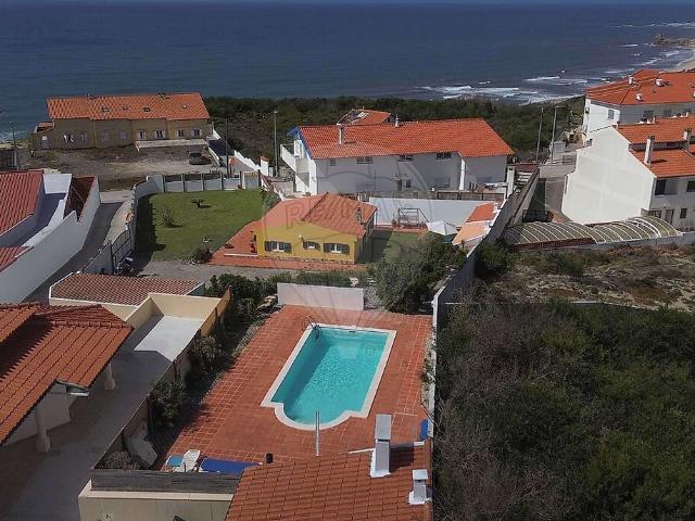 Moradia T3 à venda em Pataias e Martingança, Alcobaça RE/MAX Portugal