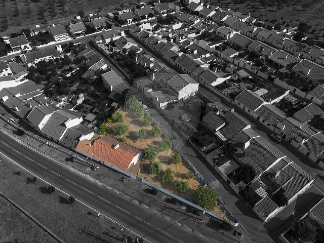 Moradia T3 à venda em Pavia, Mora RE/MAX Portugal