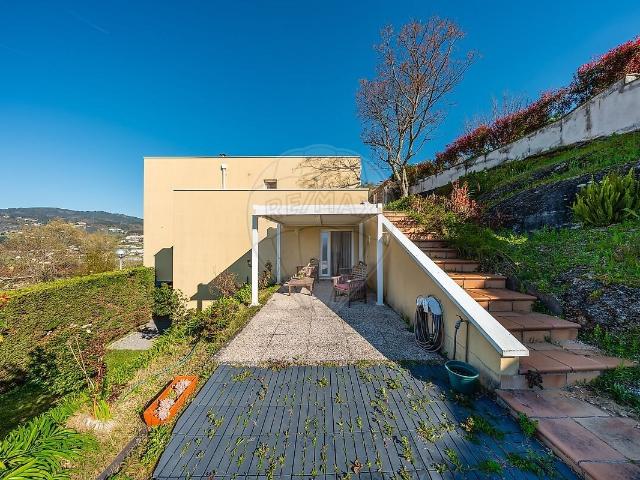 Moradia T3 à venda em Paçô, Arcos de Valdevez RE/MAX Portugal