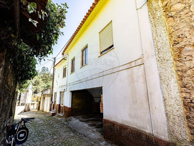 Moradia T3 à venda em Penacova, Penacova RE/MAX Portugal