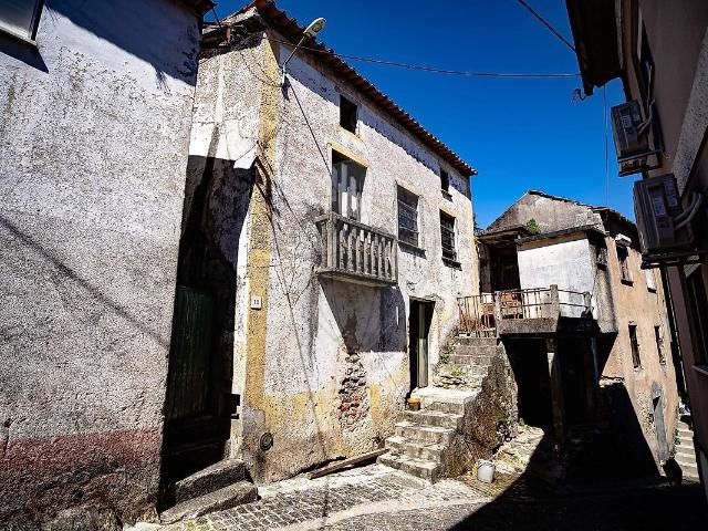 Moradia T3 à venda em Penacova, Penacova RE/MAX Portugal