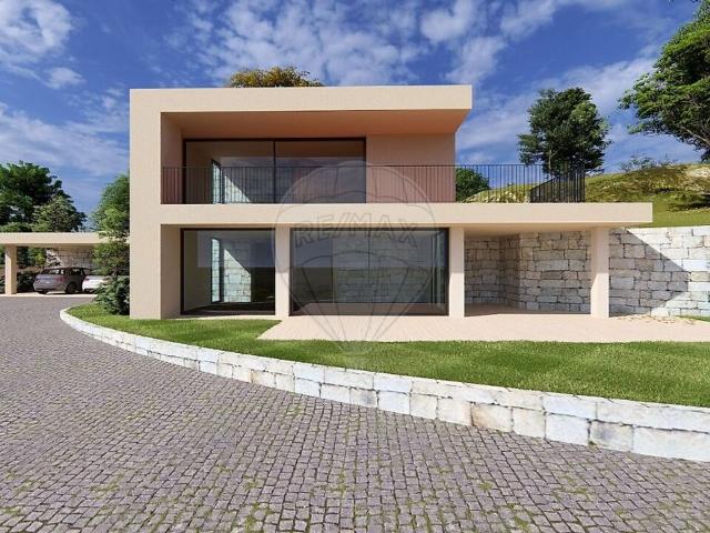 Moradia T3 à venda em Ribeira do Neiva, Vila Verde RE/MAX Portugal