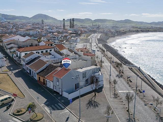 Moradia T3 à venda em Ribeira Grande Matriz, Ribeira Grande RE/MAX Portugal