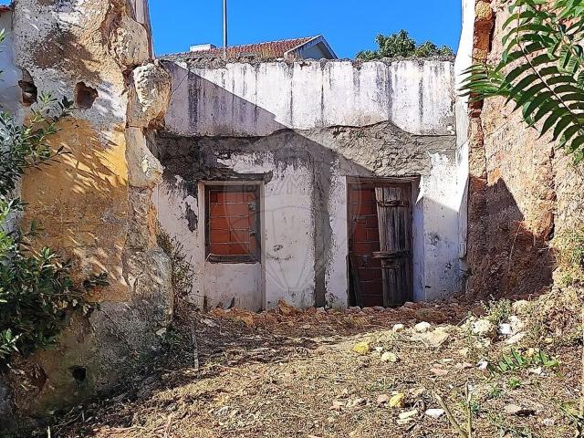 Moradia T3 à venda em Torres Novas São Pedro, Lapas e Ribeira Branca, Torres Novas RE/MAX Portugal