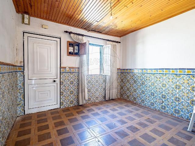 Moradia T3 à venda em Taveiro, Ameal e Arzila, Coimbra RE/MAX Portugal