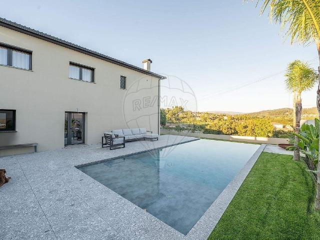 Moradia T3 à venda em Taíde, Póvoa de Lanhoso RE/MAX Portugal