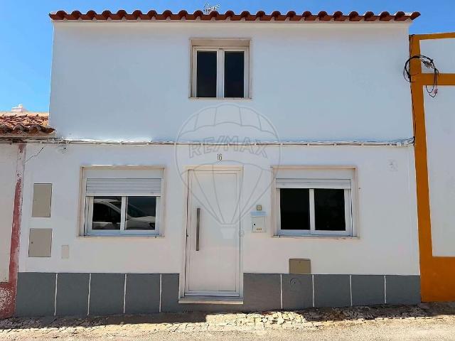 Moradia T3 à venda em Terrugem e Vila Boim, Elvas RE/MAX Portugal