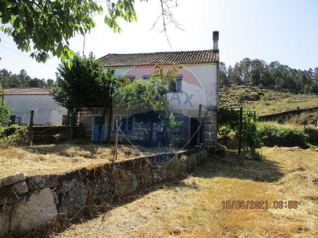 Moradia T3 à venda em Trancoso