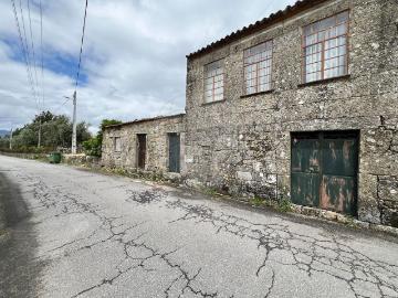 Moradia T3 à venda em Vouzela