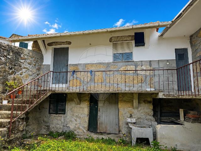 Moradia T3 à venda em Valadares, São Pedro do Sul RE/MAX Portugal
