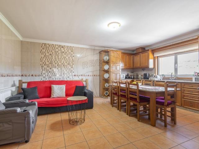 Moradia T3 à venda em Vale das Fontes, Vinhais RE/MAX Portugal