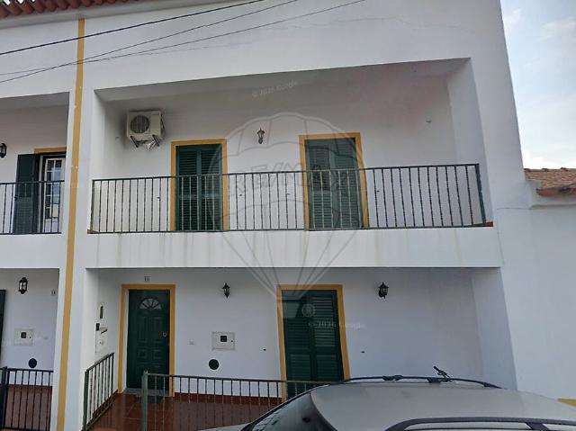 Moradia T3 à venda em Viana do Alentejo, Viana do Alentejo RE/MAX Portugal