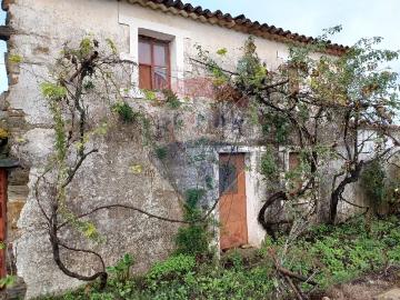 Moradia T3 à venda em Vila Velha de Ródão