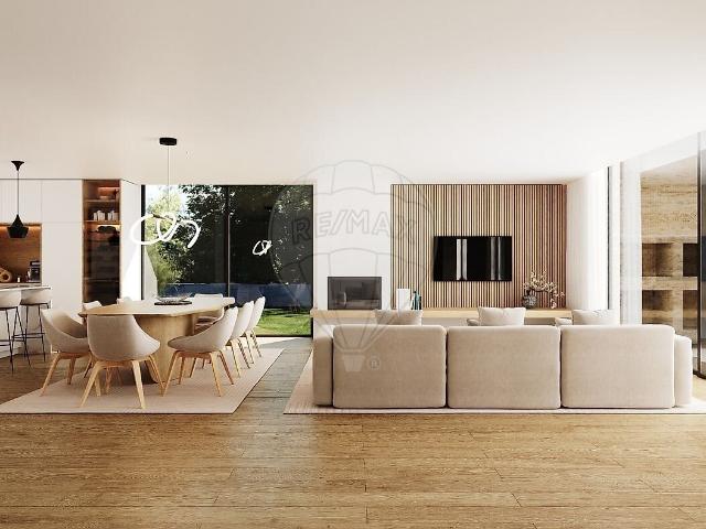 Moradia T3 à venda em Vila de Prado, Vila Verde RE/MAX Portugal