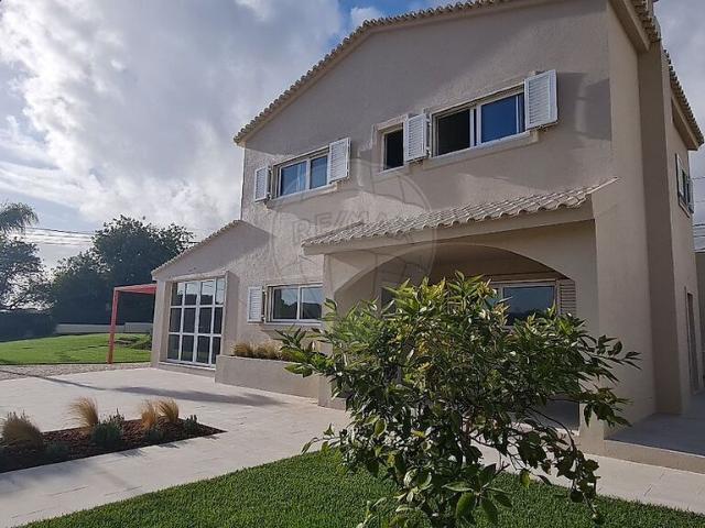 Moradia T3 à venda em Vilamoura