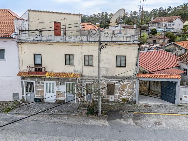 Moradia T3 à venda em Viseu
