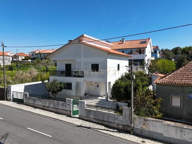 Moradia T3 Algueirão, Sintra 269m² Algueirão Mem martins