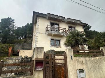 Moradia T3 Alijó