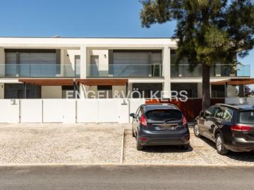 Casa para alugar em Amora - Jardim
