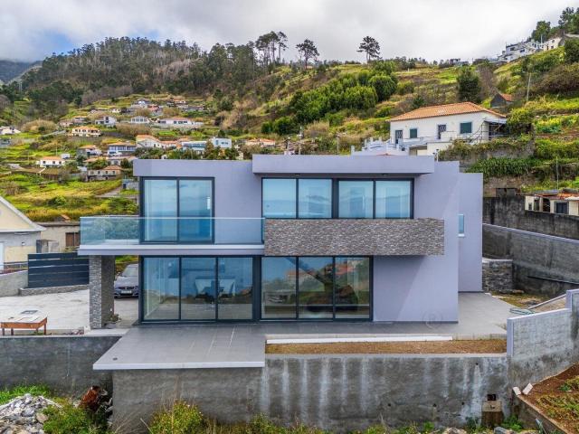 Moradia T3 – Arco da Calheta, Madeira 1400m² Arco Da Calheta