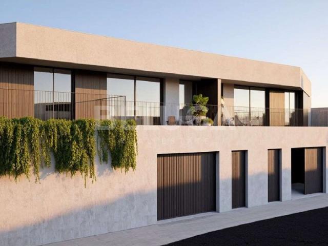 Moradia T3 || Câmara De Lobos 0m² Câmara De Lobos