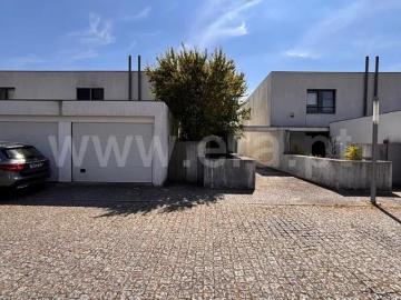 Moradia T3, Castêlo Da Maia, Maia | BPI Expresso Imobiliário